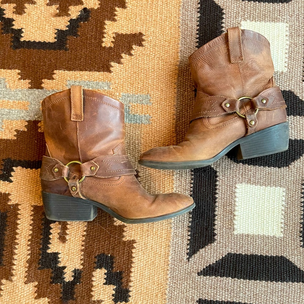 Brown leather upper Mossimo cowgirl boots or booties